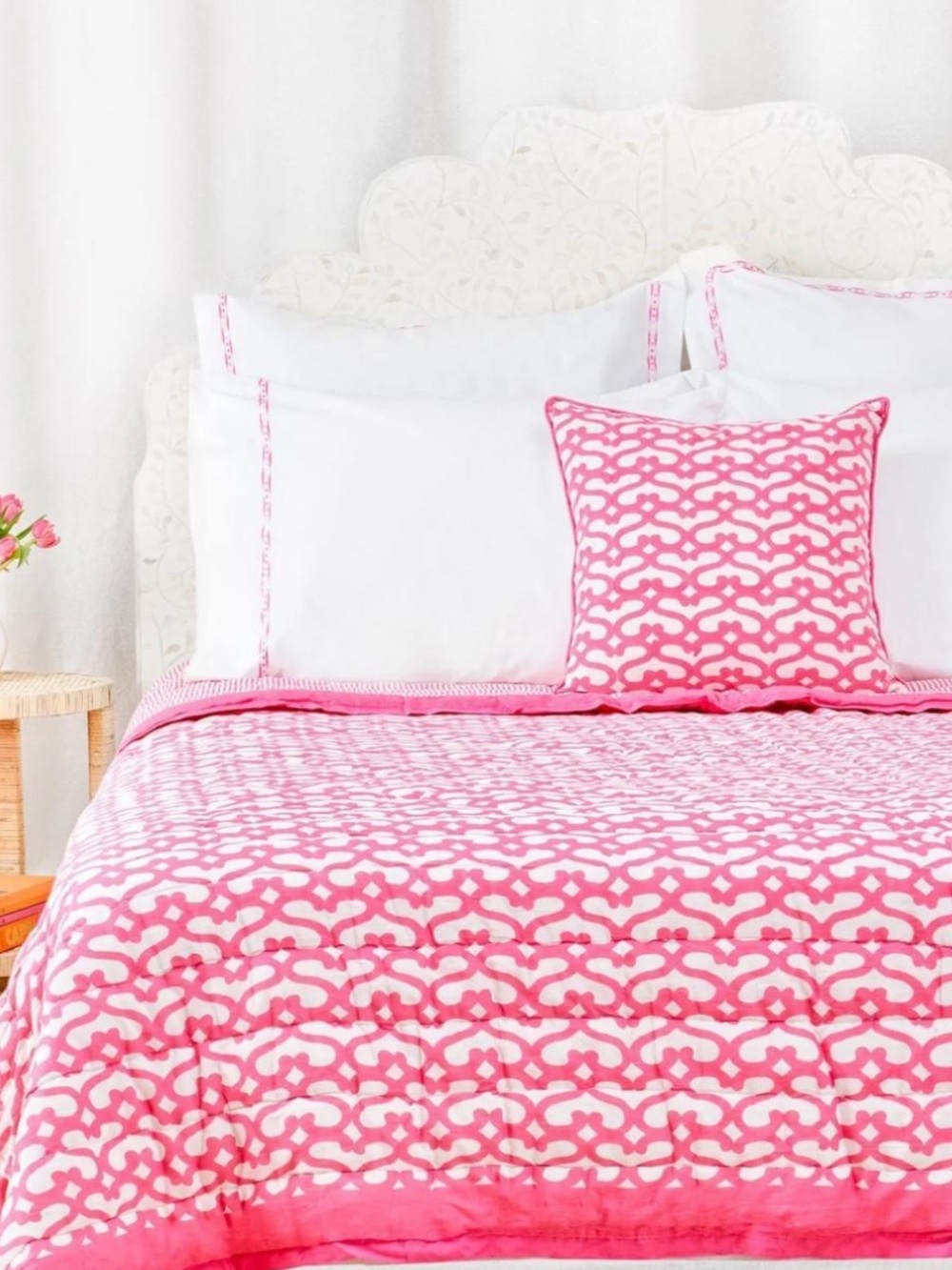 Roller Rabbit Big Cata Comforter Quilt Pink